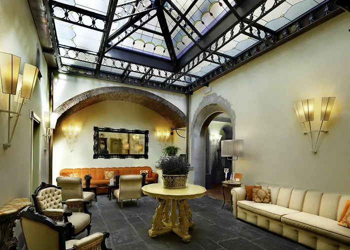 Unahotels Palazzo Mannaioni Toscana